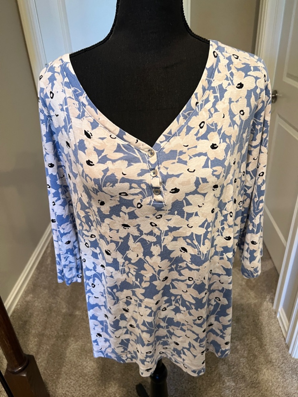 croft & barrow Light Blue and White Floral Henley Tee